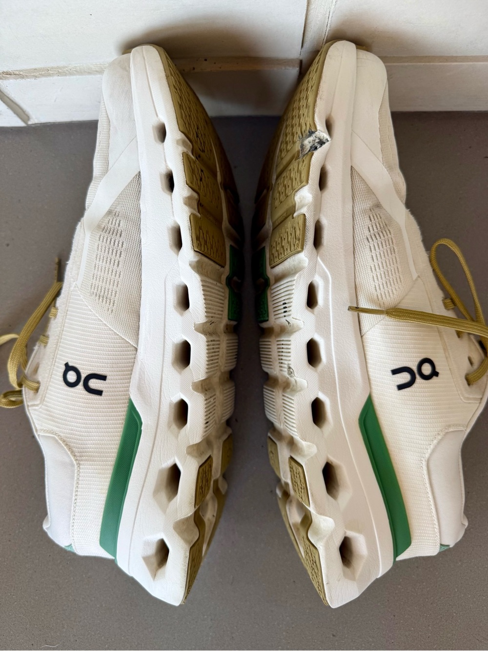 On Cloudrunner Men's Running Shoes * US 12 Wide * White Tan Green - Picture 13 of 15